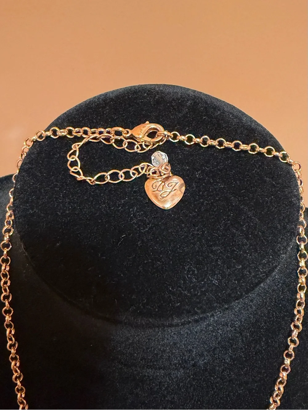 NWOT Betsy Johnson Large Bow Necklace - Rose Gold-Plated with Crystals